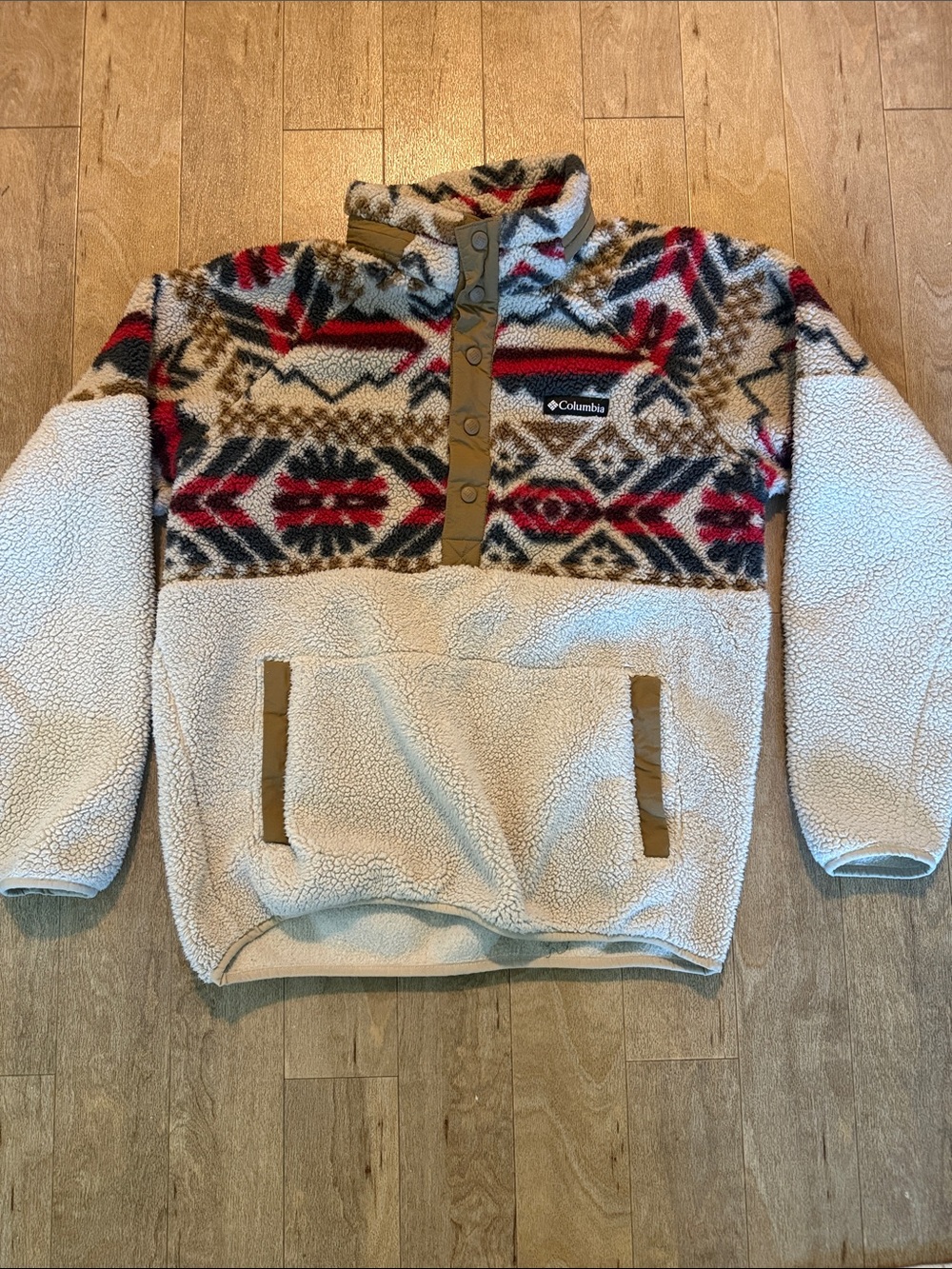Columbia Cream Sherpa Pullover with Red & Black Aztec Yoke Sz. L